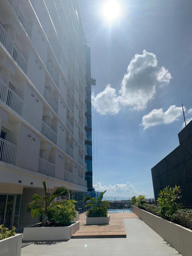Hola! Condotel @ Inspiria Davao City Екстериор снимка